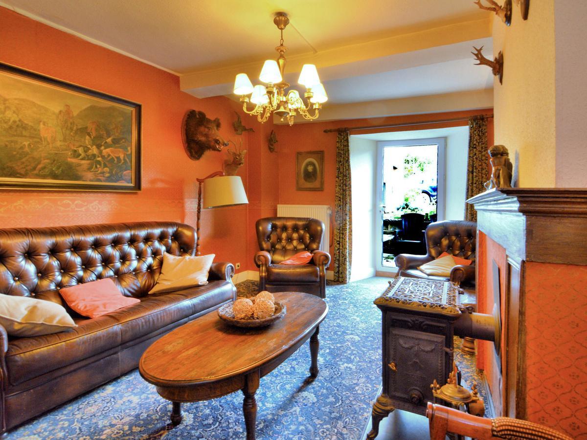 Very Authentic Ardennes House Ferienhaus *