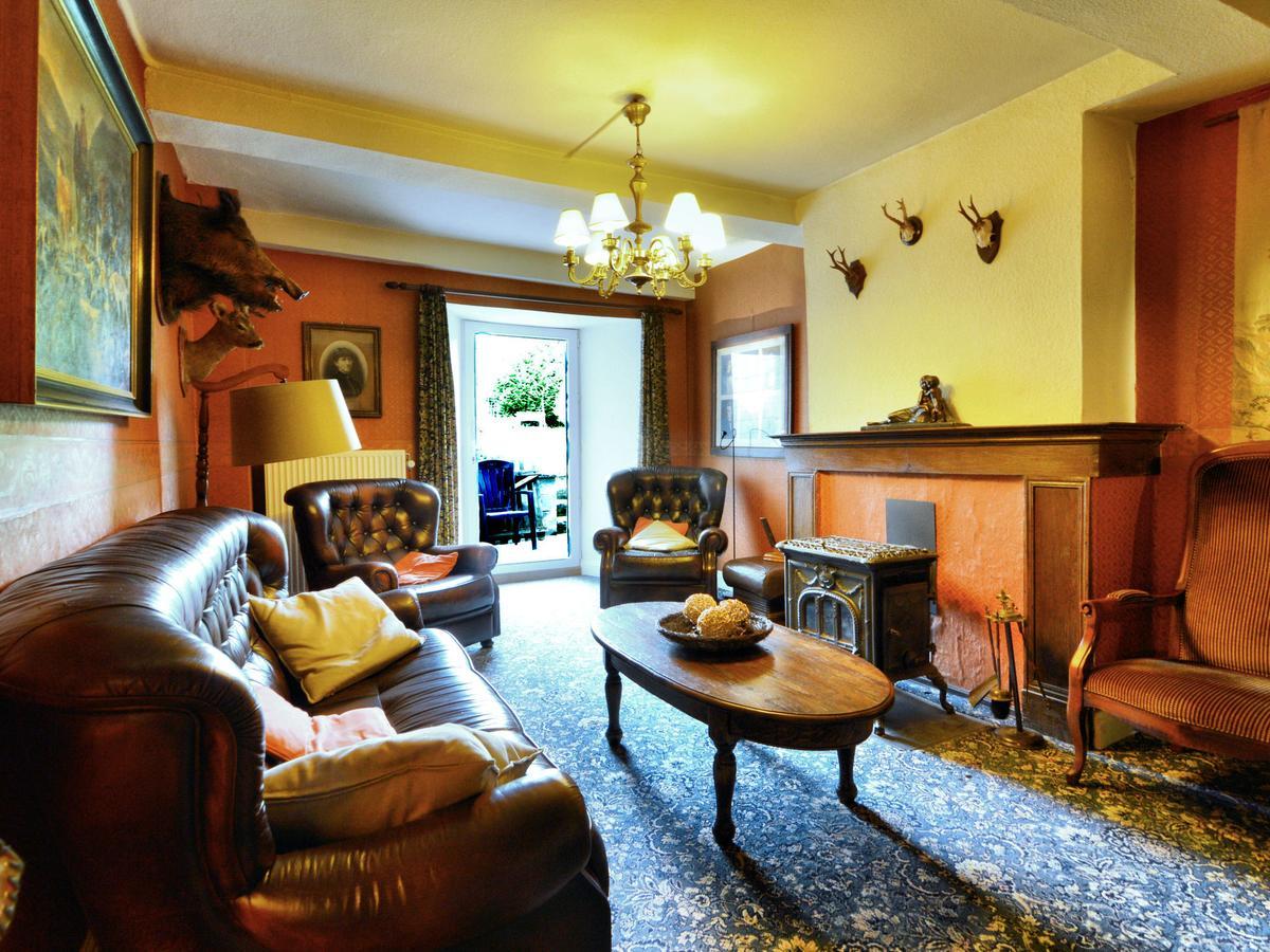 Very Authentic Ardennes House Ferienhaus Paliseul